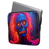 Eerie Skeleton mit rosa Haarentwerfen Laptopschutzhülle (Vorderseite Links)