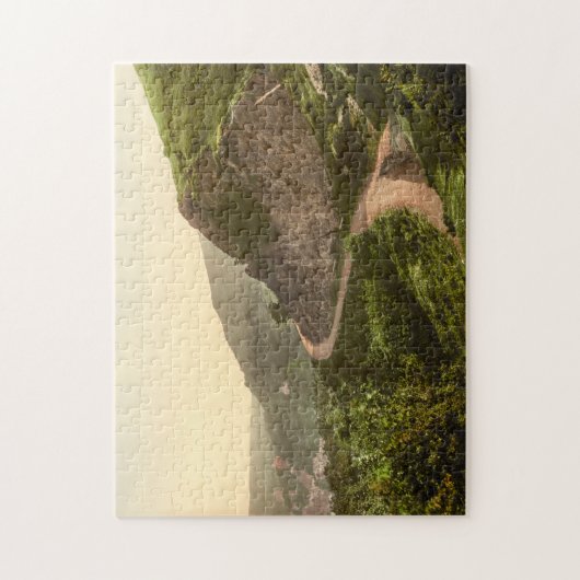 Efeu-Narbe-Felsen, Malvern, Worcestershire, Puzzle (Vertikal)