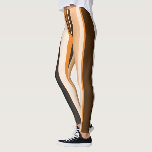 Effektive orangefarbene, zeitgenössische vertikale leggings (Links)