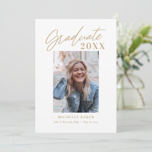 Efforless Charm Editable Color Abschluss Einladung (Stehend Vorderseite)