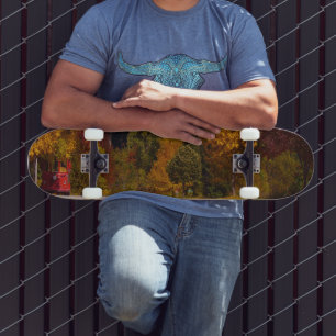 Egg Hafen, WI Herbstsaison mit Trolley Car Skateboard