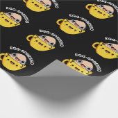 Egg-spresso Funny Egg Coffee Pun Dark BG Geschenkpapier (Ecke)