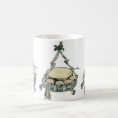 Eggnog in einer Weihnachtsbaum-Punch Bowl Kaffeetasse (Mittel)