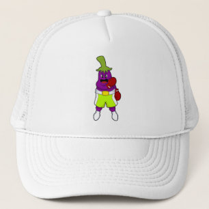 Eggplant beim Boxen mit Boxhandschuhen Truckerkappe