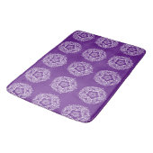 Eggplant Mandala Badematte (Schrägansicht)
