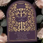 Eggplant Royal Medieval Gold Sword Wedding Arch Einladung<br><div class="desc">Set den Ton für deine mittelalterliche Fantasy-Hochzeit mit einem kühnen Bogen-Einladung-Design - ein großes Goldschwert umgeben von Blumen vor Auberginen-Hintergrund. Ideal für Paare,  die von einer epischen,  romantischen Feier träumen. Machen Sie Ihre Liebe von Anfang an legendär! HINWEIS: Das Gold in diesem Design ist KEINE echte Folie.</div>