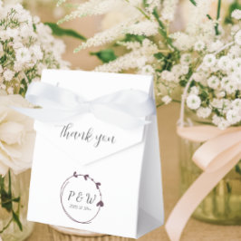 Eggplant Simple Heart Wreath Monogram Wedding Geschenkschachtel