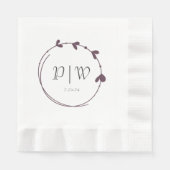 Eggplant Simple Heart Wreath Monogram Wedding Serviette (Vorderseite)