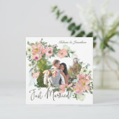Eggshell und Blush Floral Just Married Einladung (Stehend Vorderseite)
