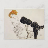 Egon Schiele - Frau in schwarzen Strümpfen Postkarte (Vorderseite)