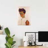 Egon Schiele Selbstportrait mit gestreiftem Shirt Poster (Heimbüro)