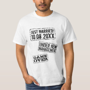 Ehe ein lustiges Shirt mit individuellem Hochzeits