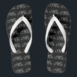 Ehefrau Bride Seiner Frau, die sich neu ernähren m Badesandalen<br><div class="desc">Mr. und Mrs. Husband Ehefrau Seine Hers Newly Weds auf einem benutzerdefinierten Set von Flip Flops zu tragen oder zu teilen. Verwenden Sie den Link "Diesen Designer Gefragt",  um uns mit Ihren speziellen Designanfragen oder für Hilfe bei Ihren Anpassungsbedürfnissen zu kontaktieren.</div>