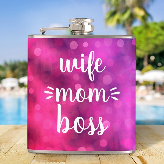 Ehefrau Mama Boss Babe Script Typografie Bold Hot Flachmann