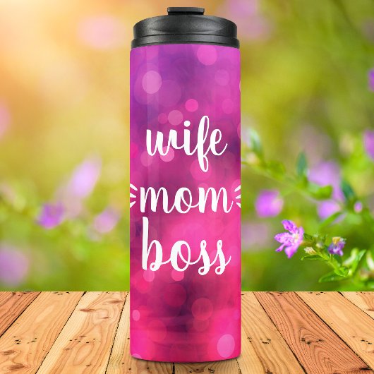 Ehefrau Mama Boss Babe Script Typografie Bold Hot Thermosbecher