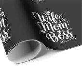 Ehefrau Mama Boss Niedliches Muttertagsgeschenk Geschenkpapier (Rolleneckpunkt)