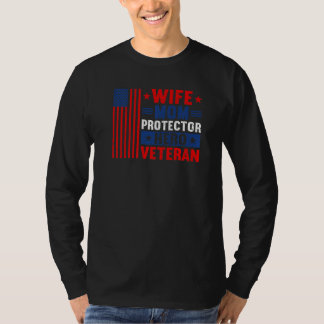 Ehefrau Mama Protector Hero Veteran Proud American T-Shirt
