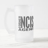 Ehemaliger NCIS Agent Mattglas Bierglas (Links)