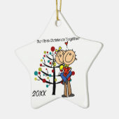 Ehepaar in Liebe Erster Weihnachtsfeier Zusammen Keramik Ornament (Links)