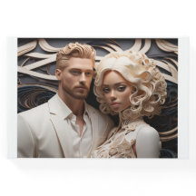 Ehepaar in Weiß verkleidet