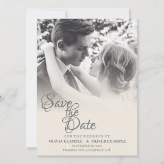 Ehepaar küssen in Monochrome