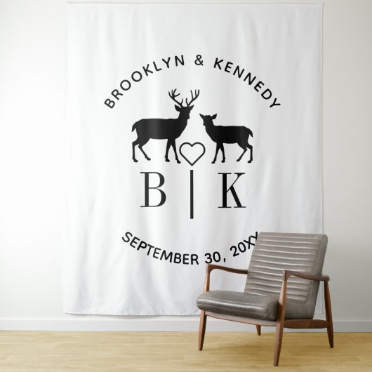 Ehepaar Name Deer Monogram Rustic Country Wedding Wandteppich (Beispiel)