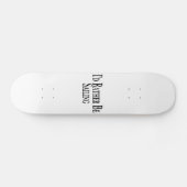 Eher segelt skateboard (Horizontal)