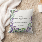 Eheschließende Eukalyptusblüte mr mrs name Kissen (Decke)