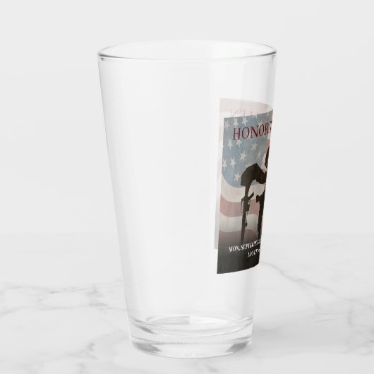Ehre der gefallenen glas (Rechts)