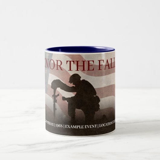 Ehre der gefallenen zweifarbige tasse (Mittel)