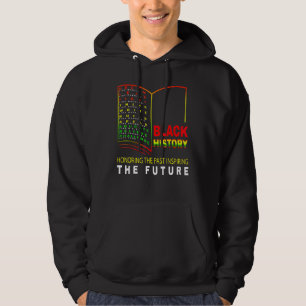 Ehre der Vergangenheit, die den Schwarzen Hist in  Hoodie