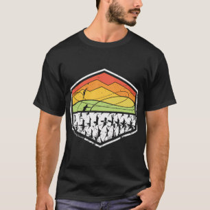 Ehrenabzeichen durch das Jagen nach Maß T-Shirt