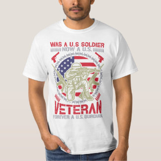 Ehrerbietung von US-Soldaten Veteran an Guardian T-Shirt