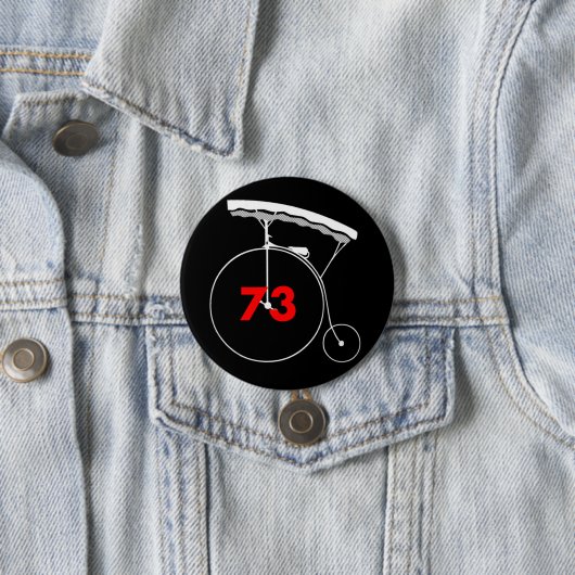 Ehrgeizige 73 button (Beispiel)