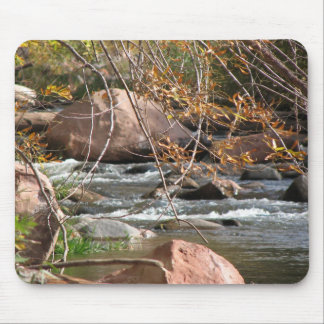 Eichen-Nebenfluss Mousepad
