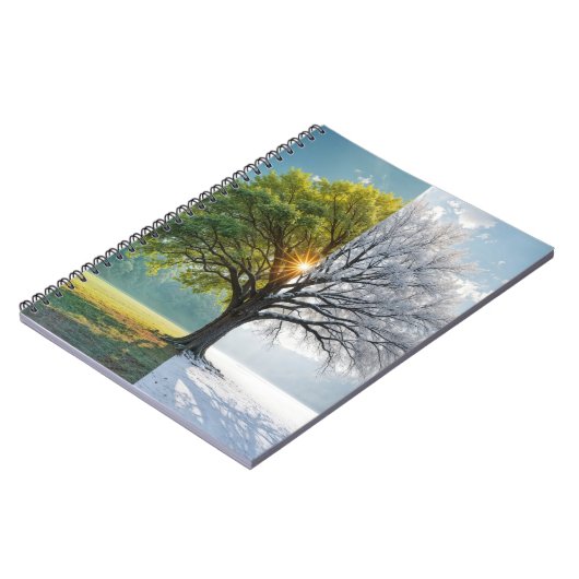 Eichenbaum in zwei Jahreszeiten Notizblock (Linke Seite)