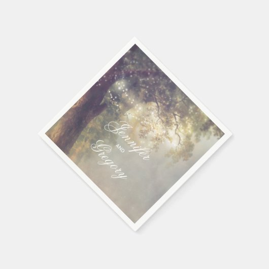 Eichenbaum und Streichellichter Rustikale Gartenho Serviette (Ecke)