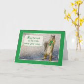 Eichhörnchen am Patrick's Day, Kleeblatt halten Karte (Gelbe Blume)