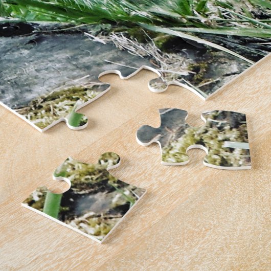 Eichhörnchen auf einem Baumstumpf Puzzle (Seite)