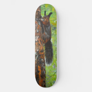 Eichhörnchen auf Kiefer – realistische Ölgemälde Skateboard