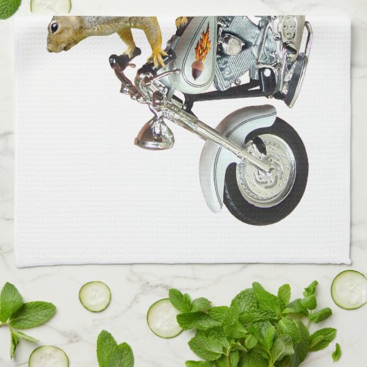 Eichhörnchen auf Motorrad Handtuch (Gefaltet)