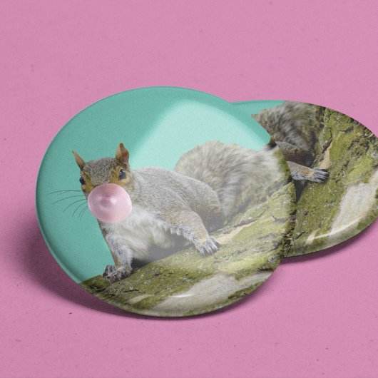 Eichhörnchen bläst Bubblegum Blase Animal Foto Button