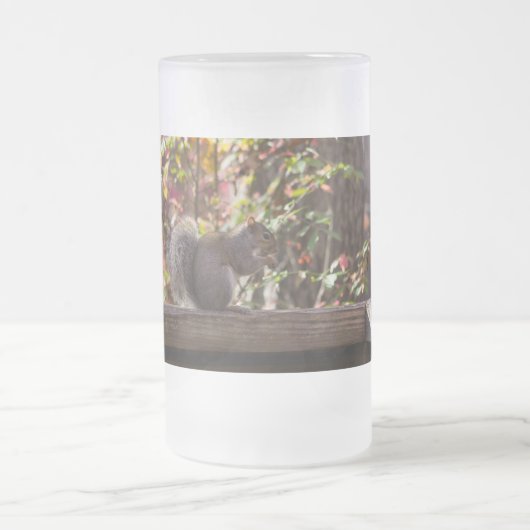 Eichhörnchen Chow Time Mattglas Bierglas (Mittel)