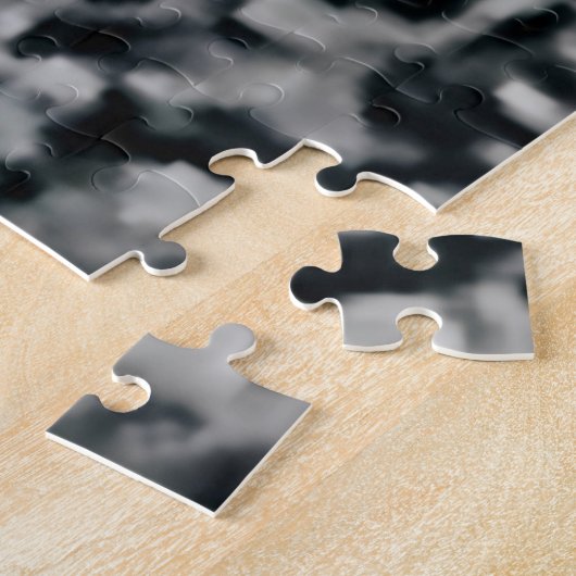 Eichhörnchen, das ein großes Puzzle von Apfel 20 x (Seite)