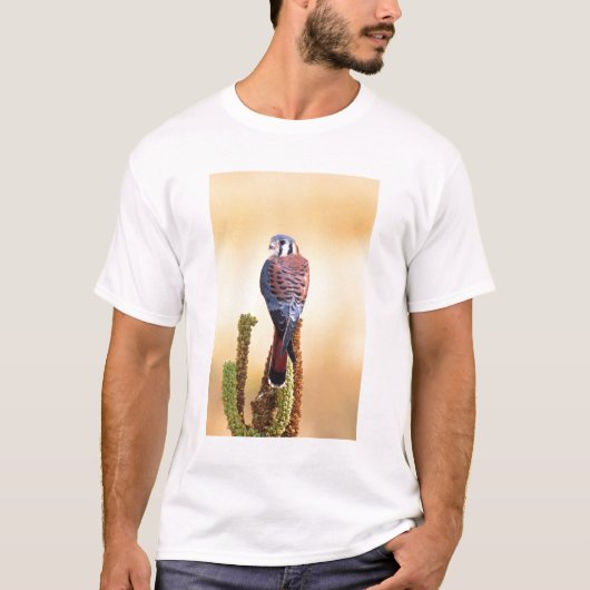 Eichhörnchen, Falco sparverius, Ureinwohner der US T-Shirt (Vorderseite)