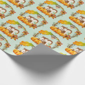 Eichhörnchen im blumigen Kreidefall Rustikales Mus Geschenkpapier (Ecke)