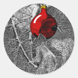 Eichhörnchen im Weihnachtsbaum Runder Aufkleber