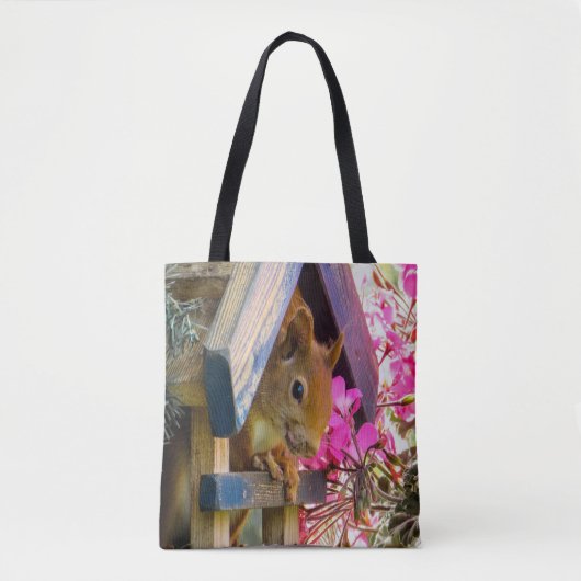 Eichhörnchen in einem Geburtshaus Tasche (Vorderseite)
