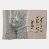 Eichhörnchen lassen mich ein kleines Waldtier läch Geschirrtuch (Horizontal)