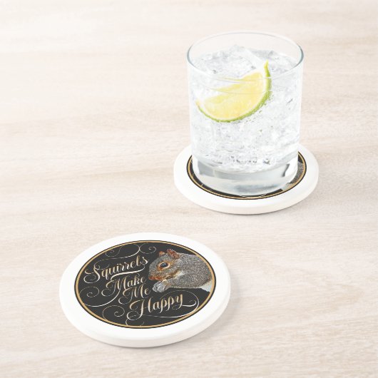 Eichhörnchen machen mich glücklich - Eichhörnchenl Getränkeuntersetzer (Seite)